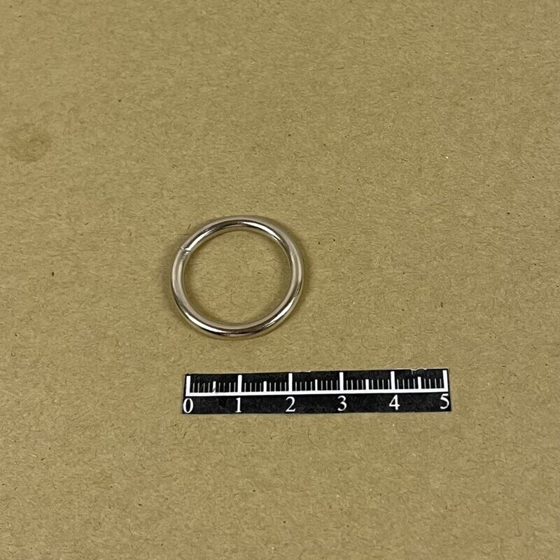 Anneau soudé 20x30 Nickel - x 20