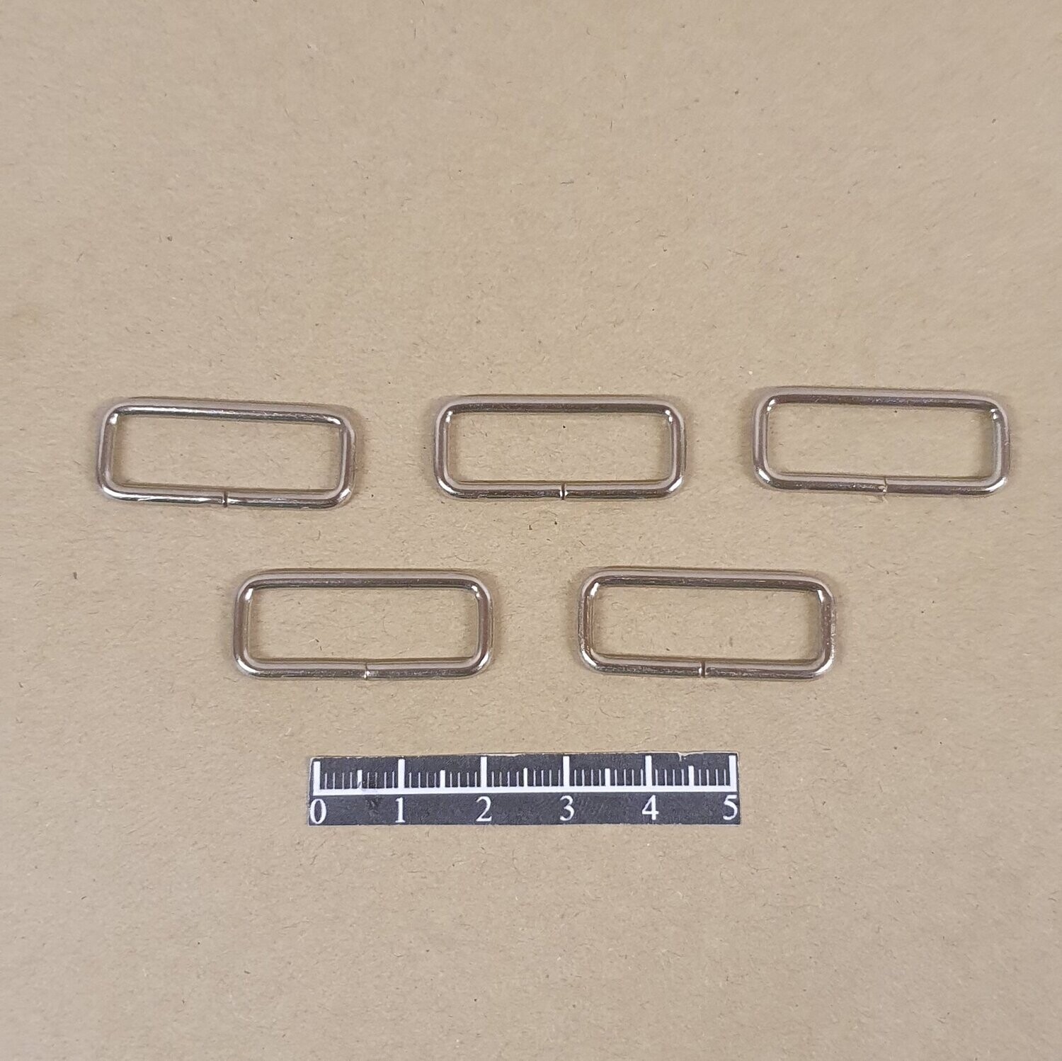 Passant 26x08x22 Nickel - x 50