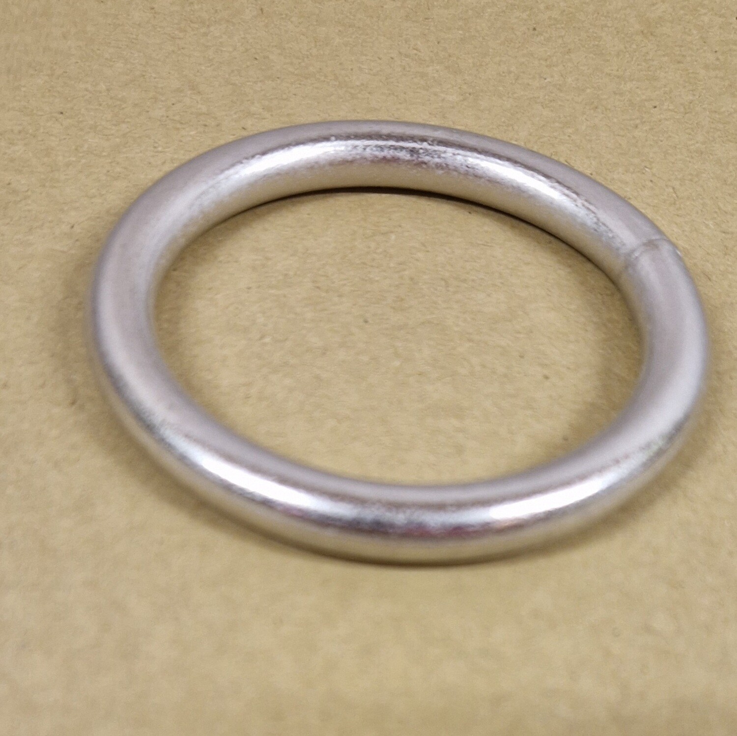 Anneau soudé 50x70 Nickel - x 10