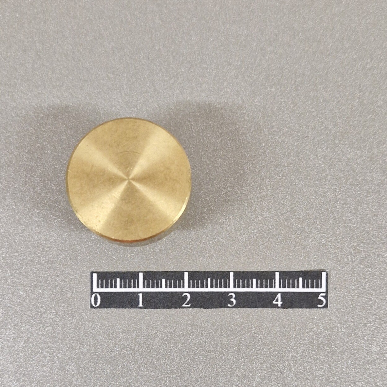 Tas en laiton, Diamètre: 20