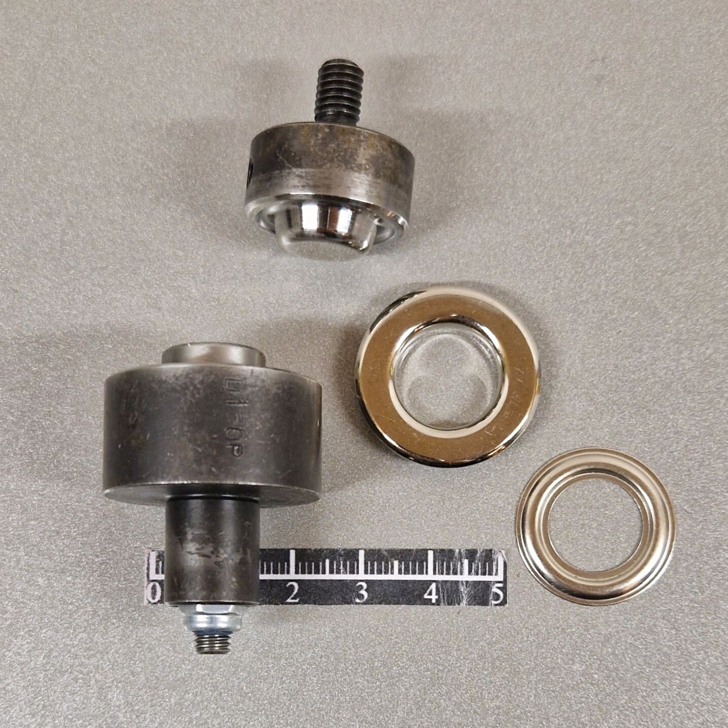 Kit de pose œillet plat Ø14mm simple