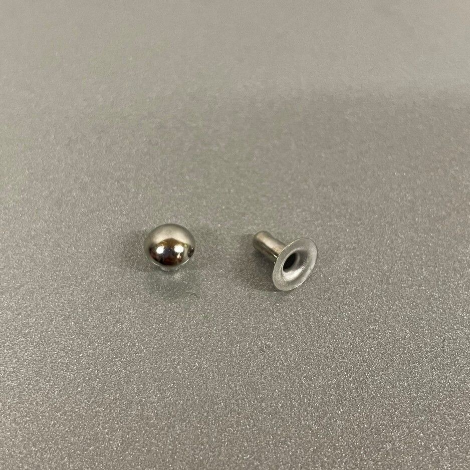 Ensemble rivet sphérique Ø5,5mm Laiton Nickel - x 50, Partie Mâle: Mâle simple