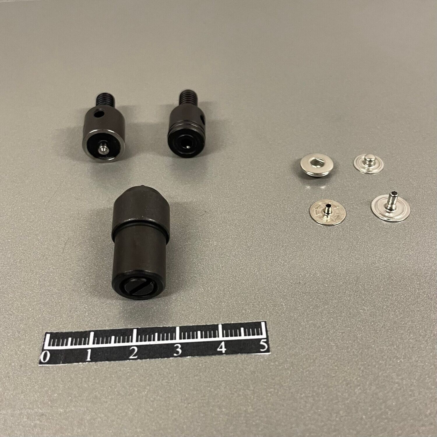 Kit de pose bouton pression invisible Ø9,4mm