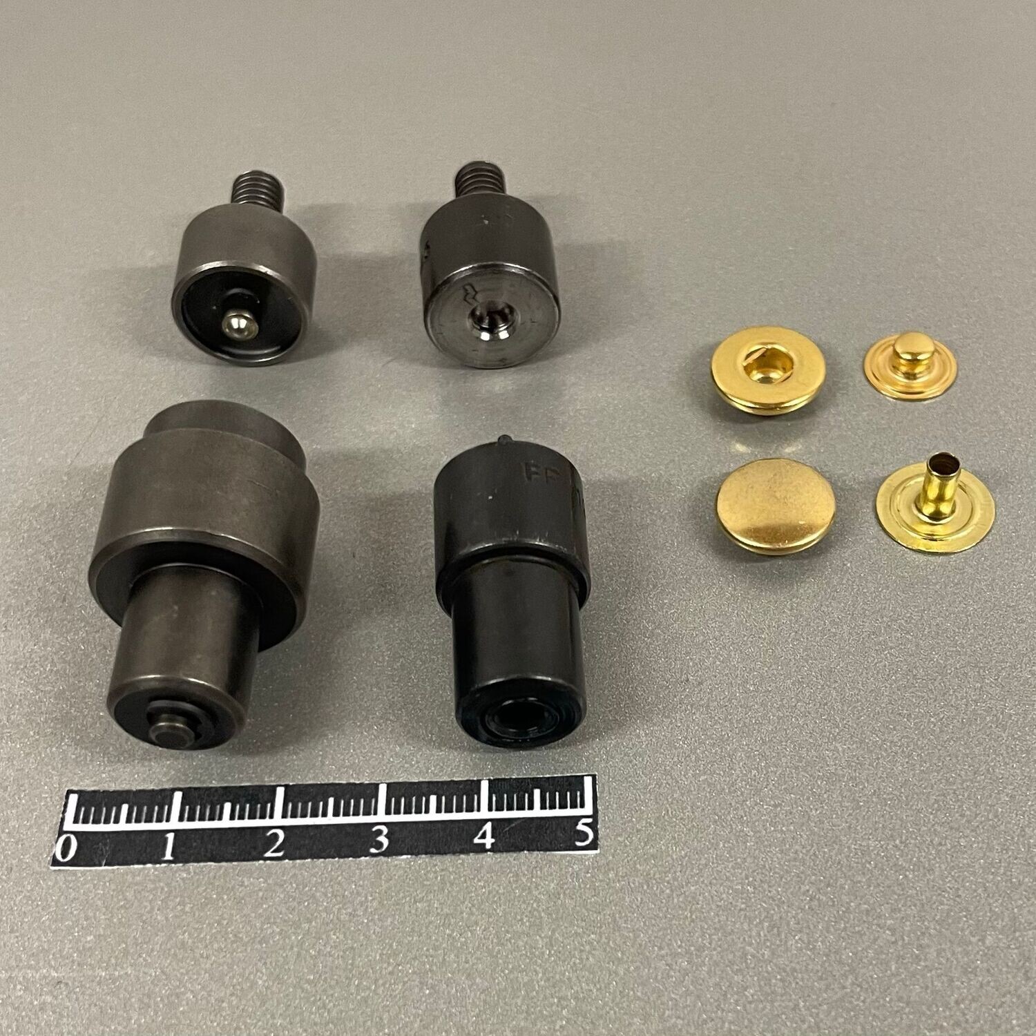 Kit de pose bouton pression Ø12,5mm