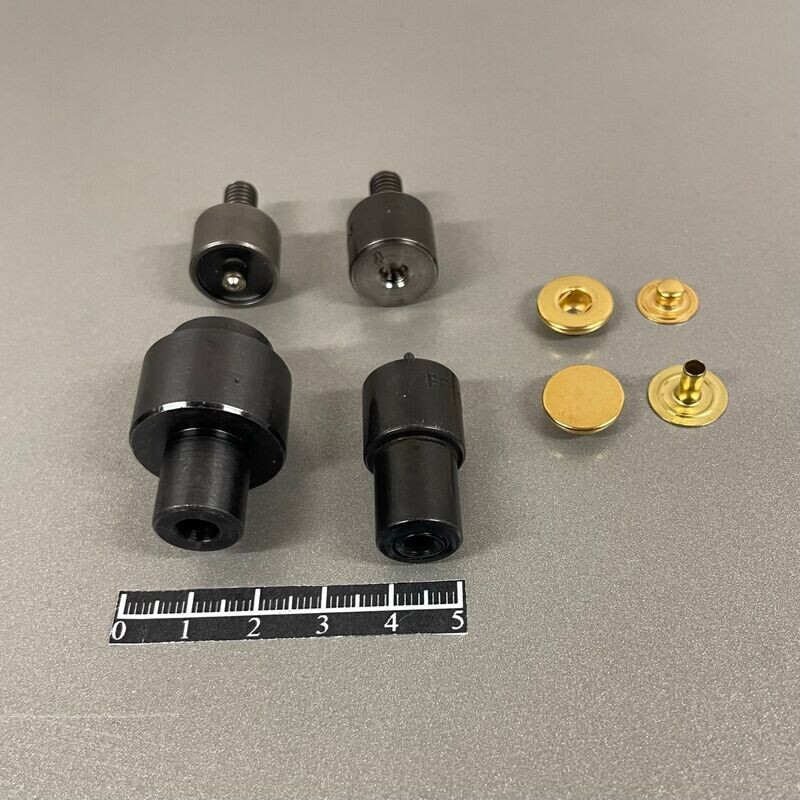 Kit de pose bouton pression plat Ø12,5mm Kit de pose bouton pression plat Ø12,5mm