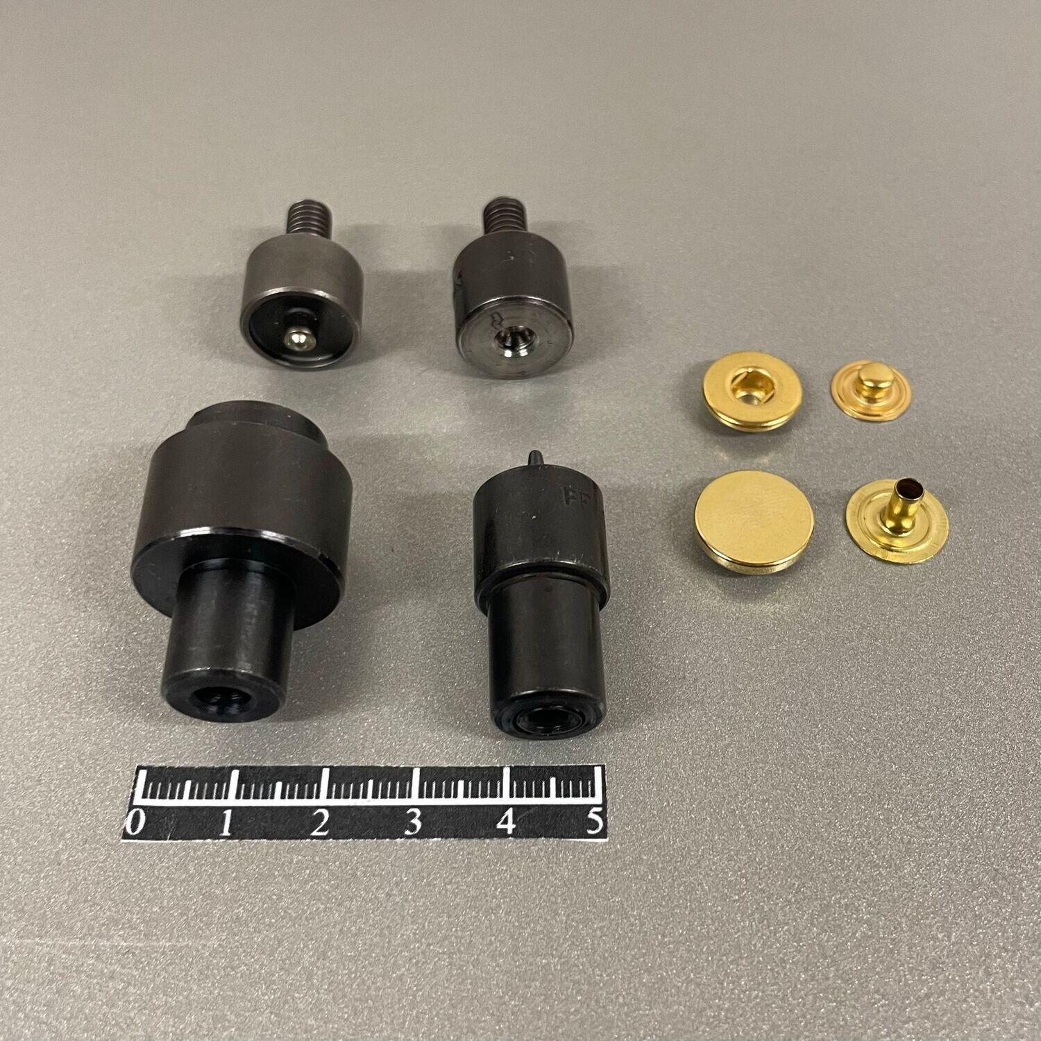 Kit de pose bouton pression plat Ø14mm