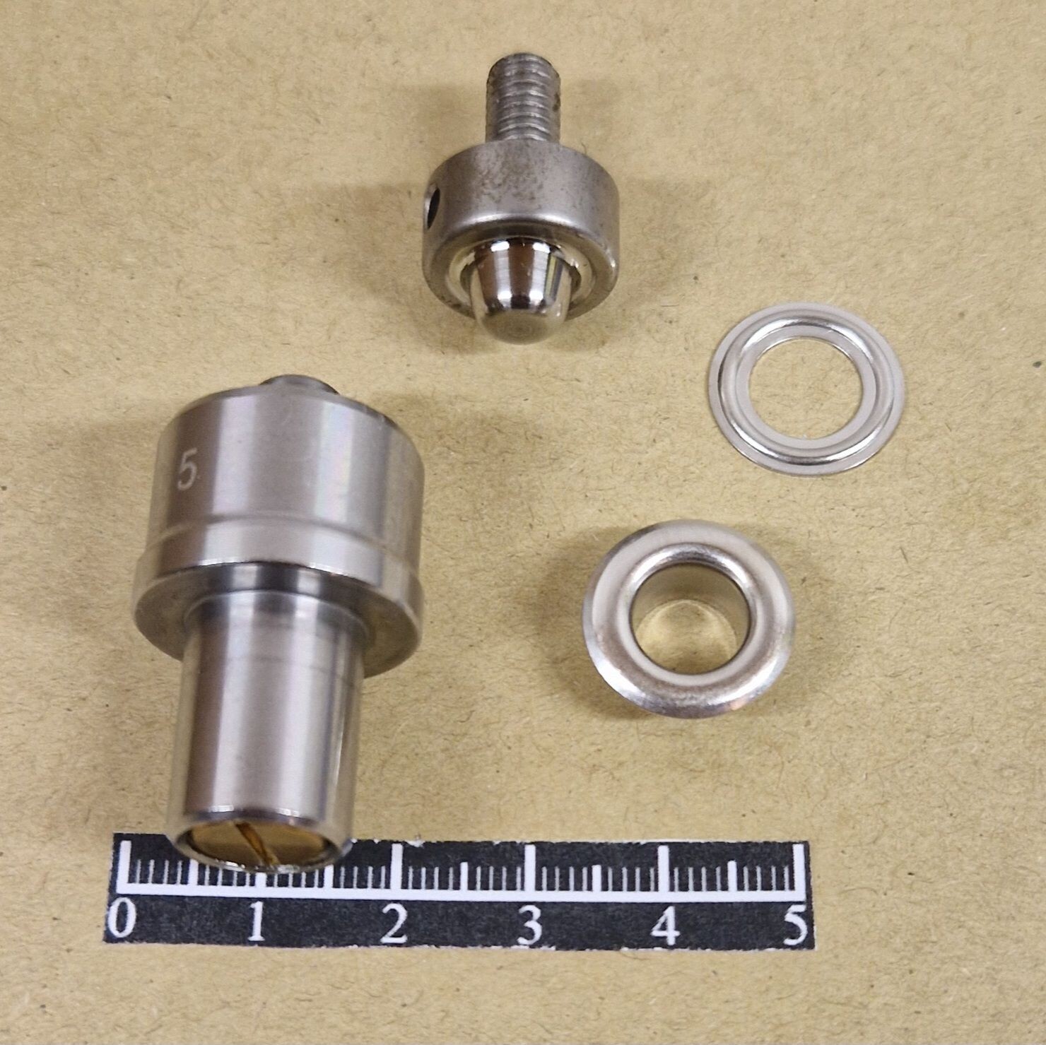 Kit de pose œillet Ø8,6mm