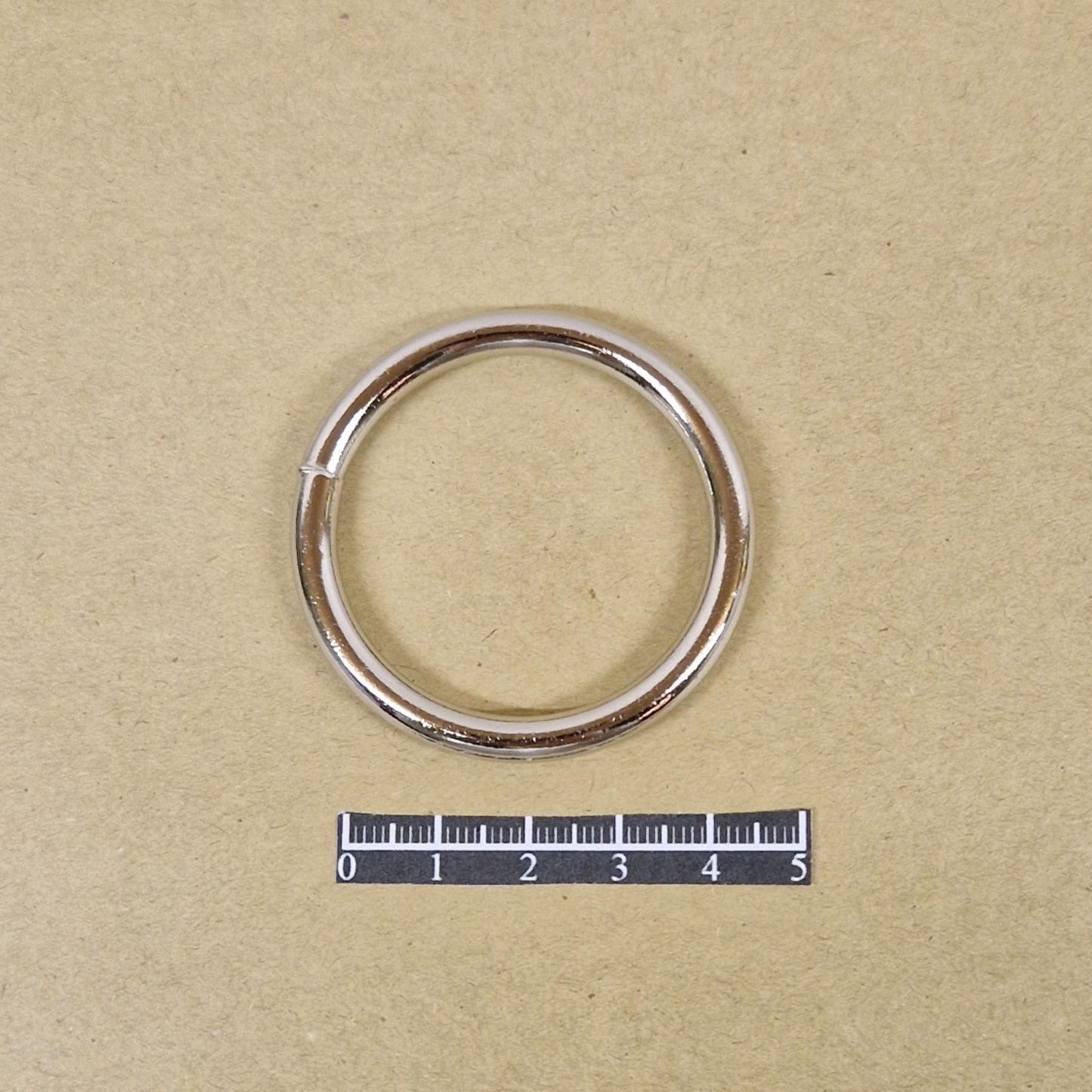Anneau soudé 40x50 Nickel - x 10