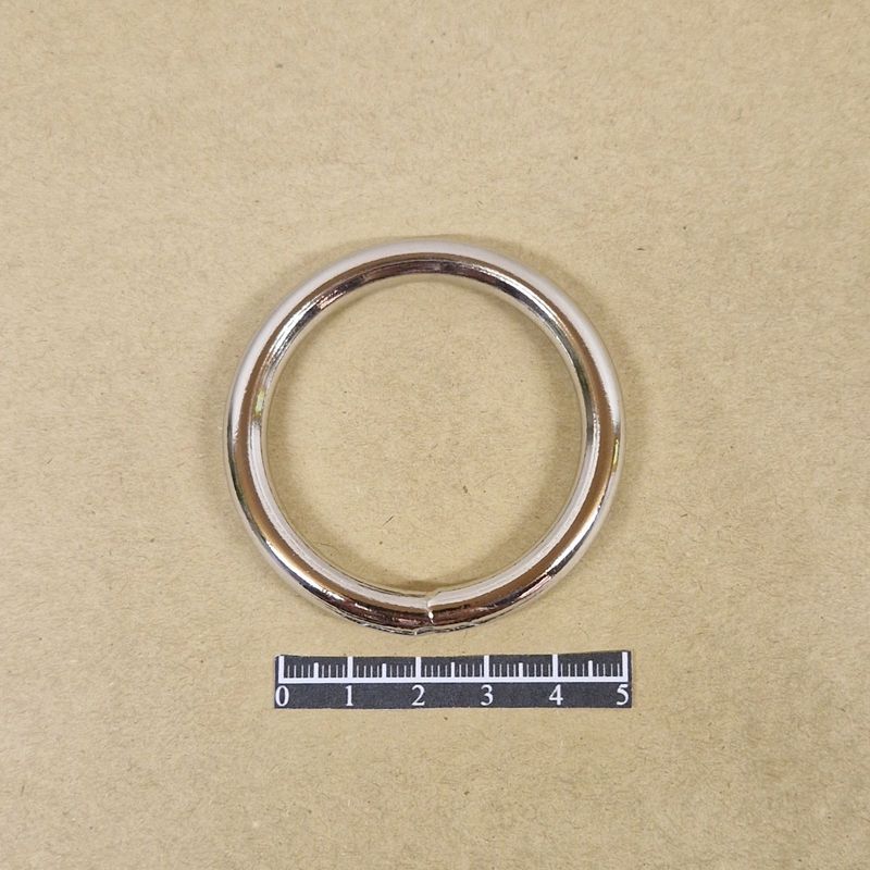 Anneau soudé 45x65 Nickel - x 10