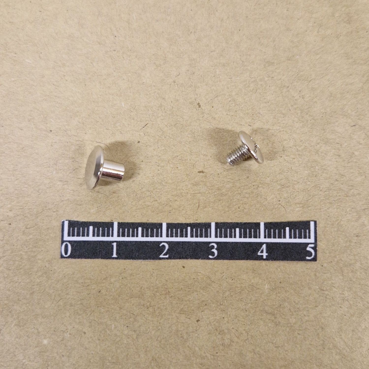 Vis jumelle 5mm Nickel - x 20