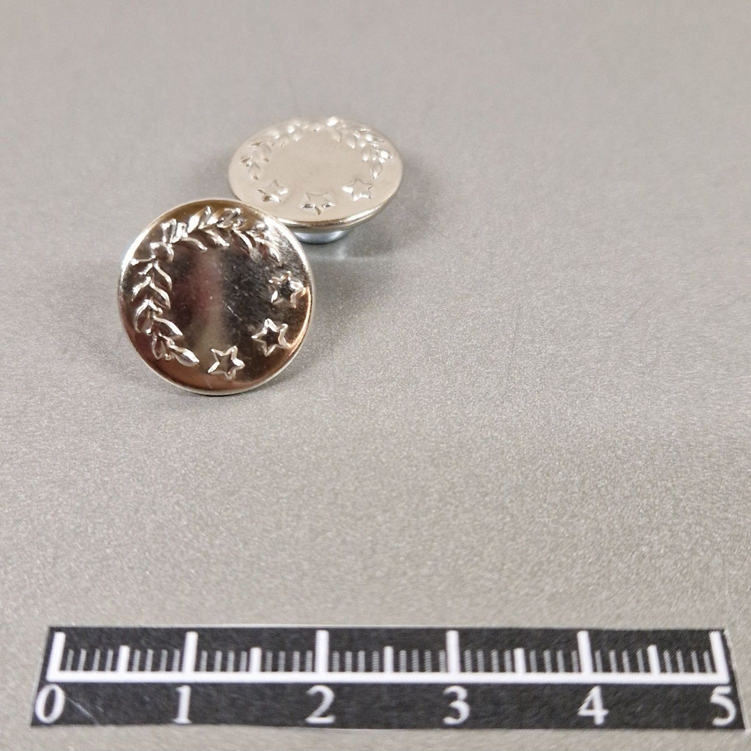Bouton jean 17 mm laurier x 30, Finition: Nickel