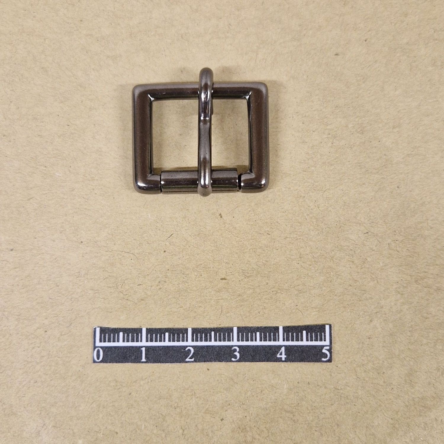 Boucle anglaise 20mm Laiton - x 2 Boucle anglaise 20mm Laiton - x 2, Finition: Nickel Noir Verni