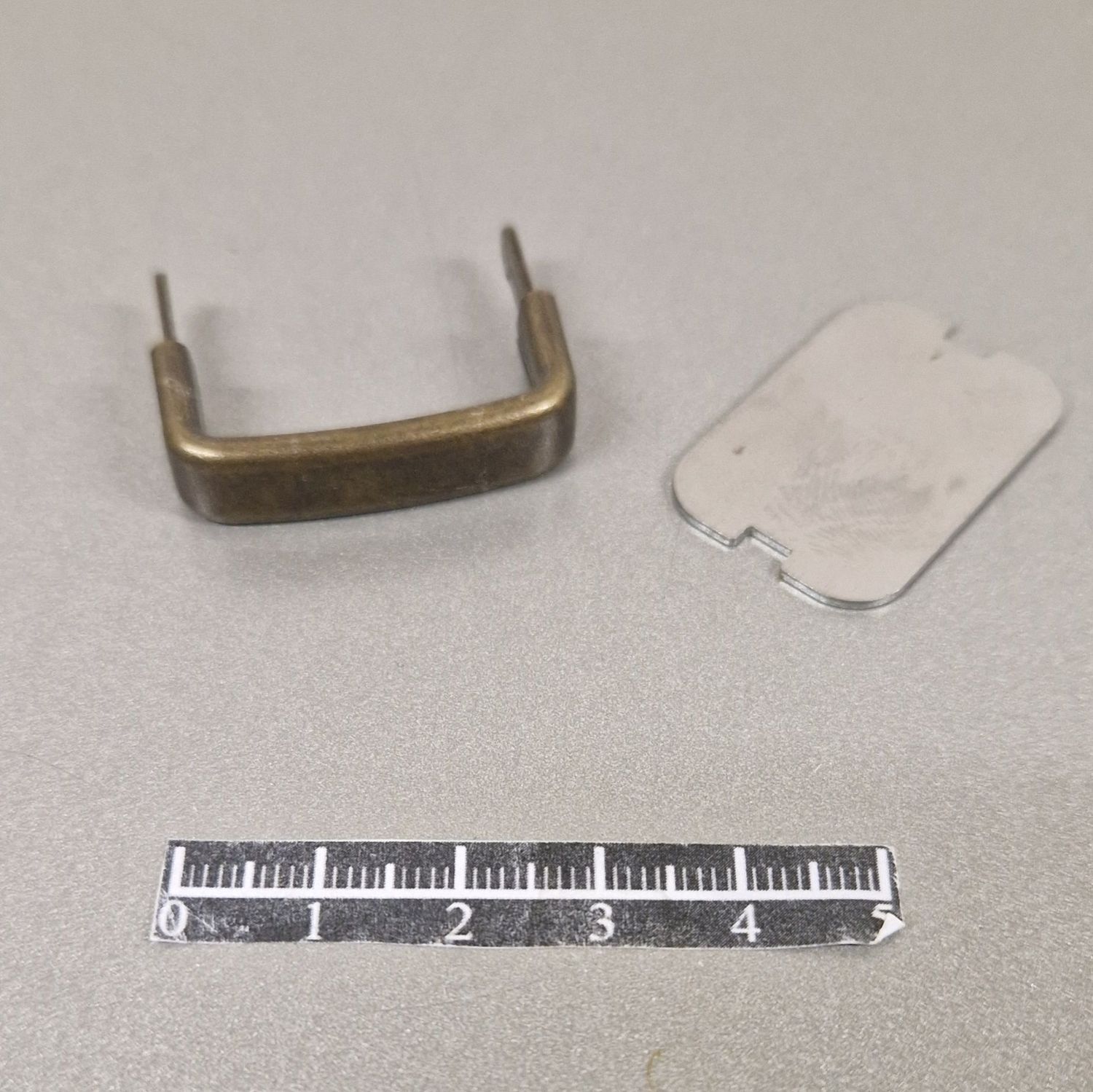 Pontet PP834 - x 4, Finition: Vieux Laiton