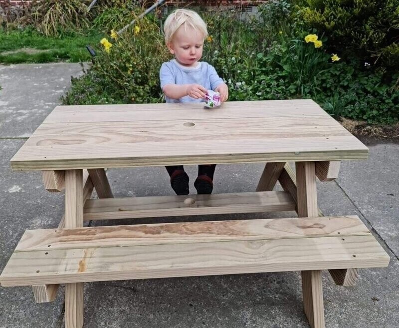 Bestseller! Children's Picnic Tables