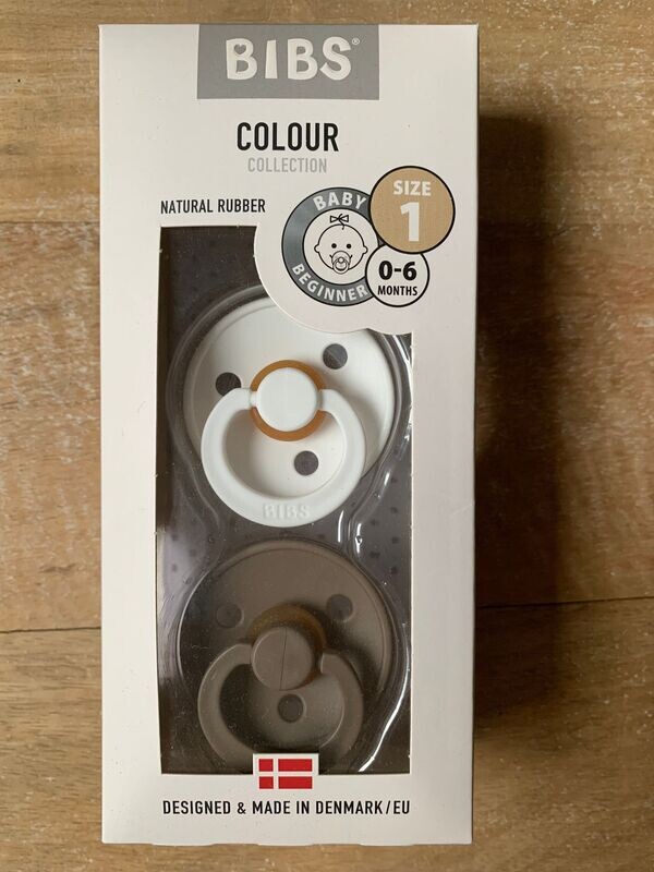 2 CHUPETES BIBS ROUND IVORY/DARK OAK 0-6