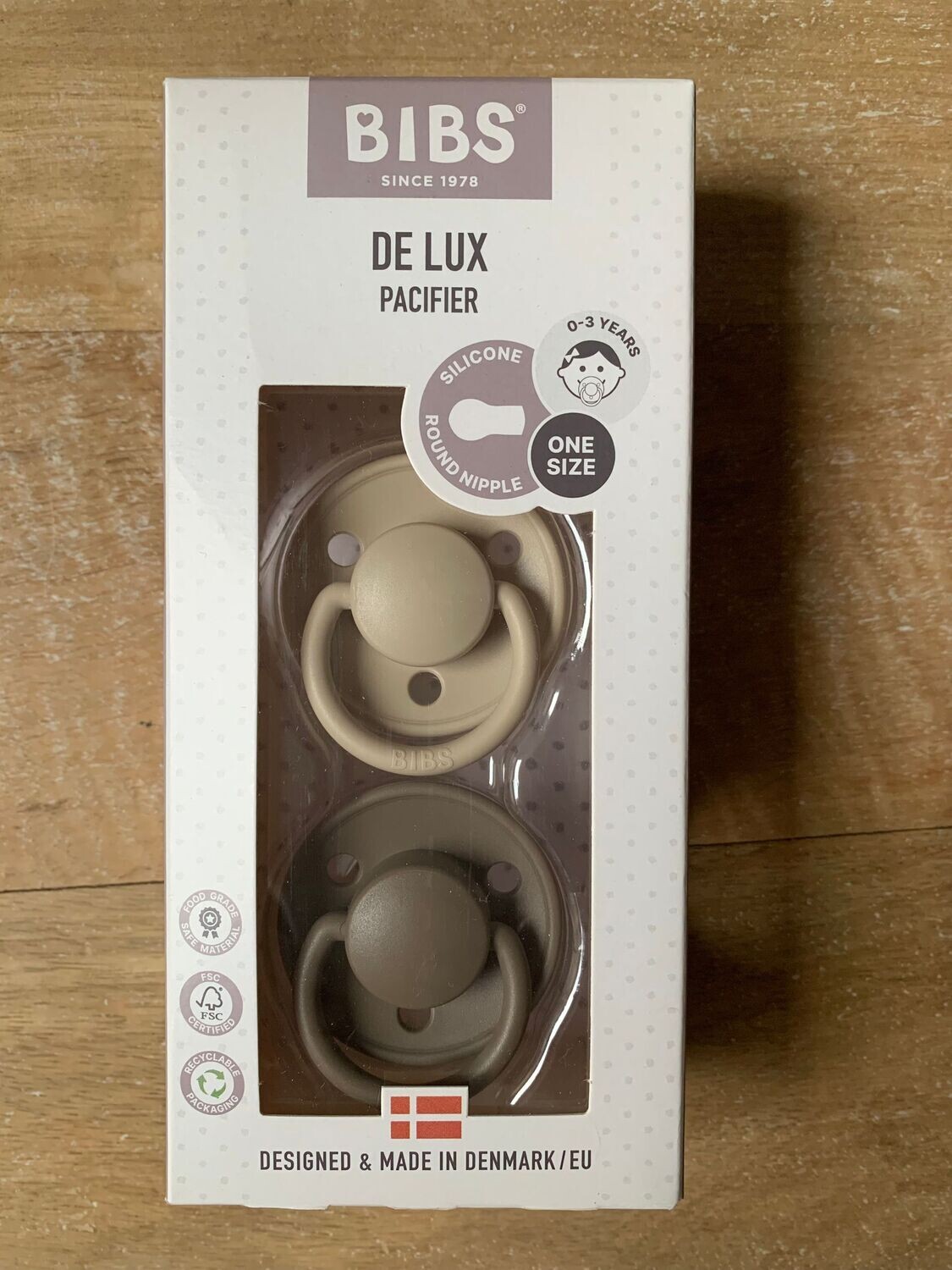 2 CHUPETES BIBS DE LUX VANILLA/OAK DARK  0-6