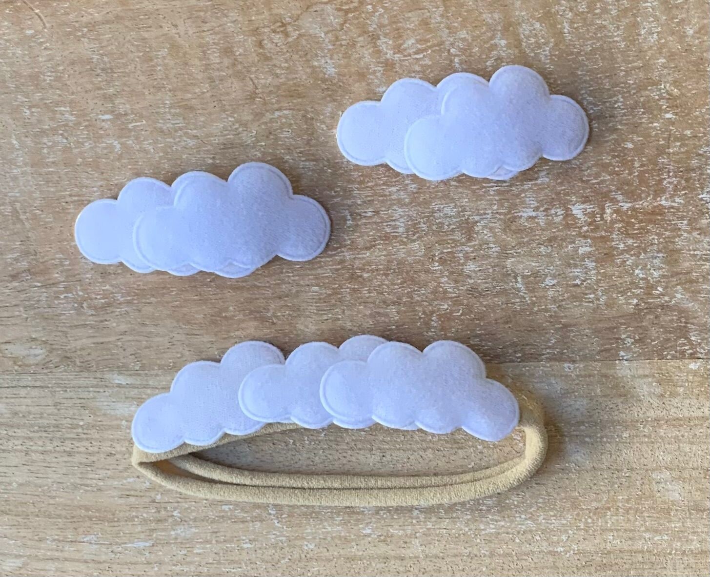 NUBES DIADEMA - PINZAS Ó CONJUNTO