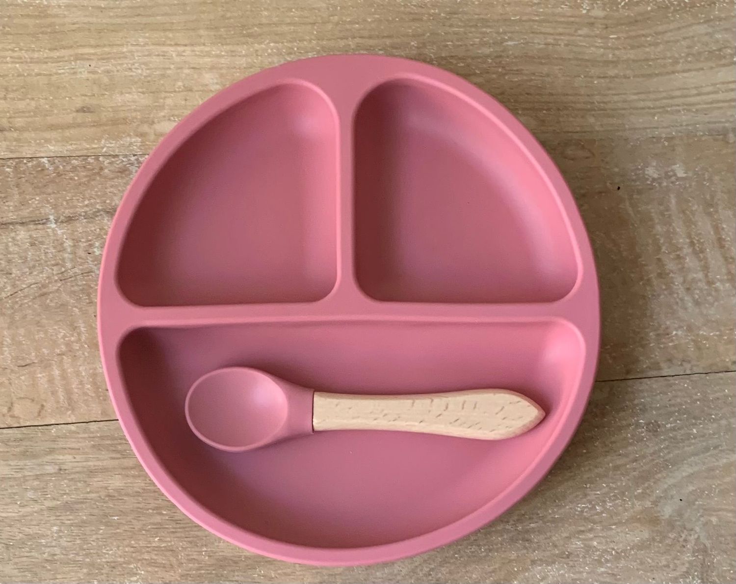 PLATO, CUCHARA Y TENEDOR SILICONA