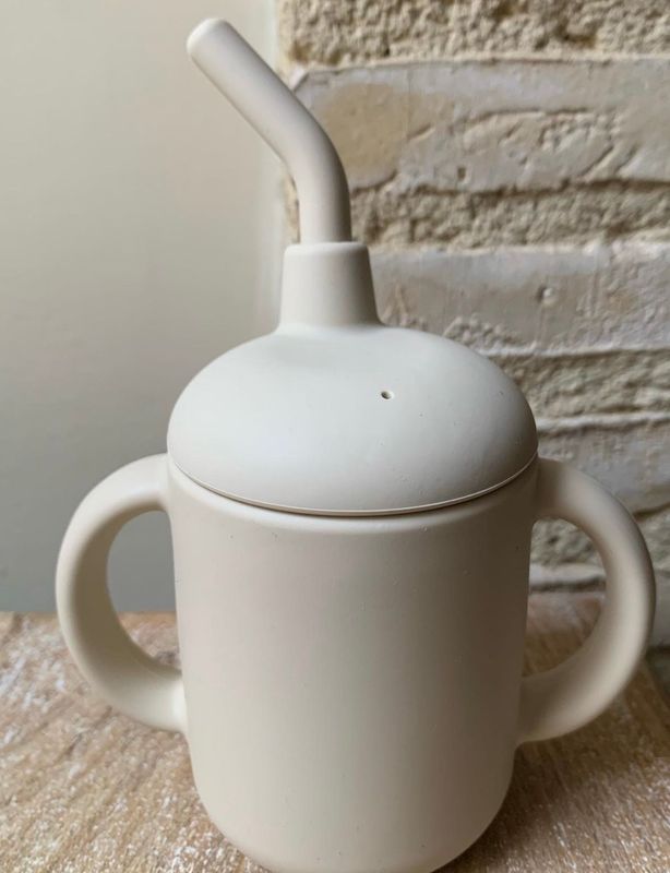 VASO DE SILICONA BEIG