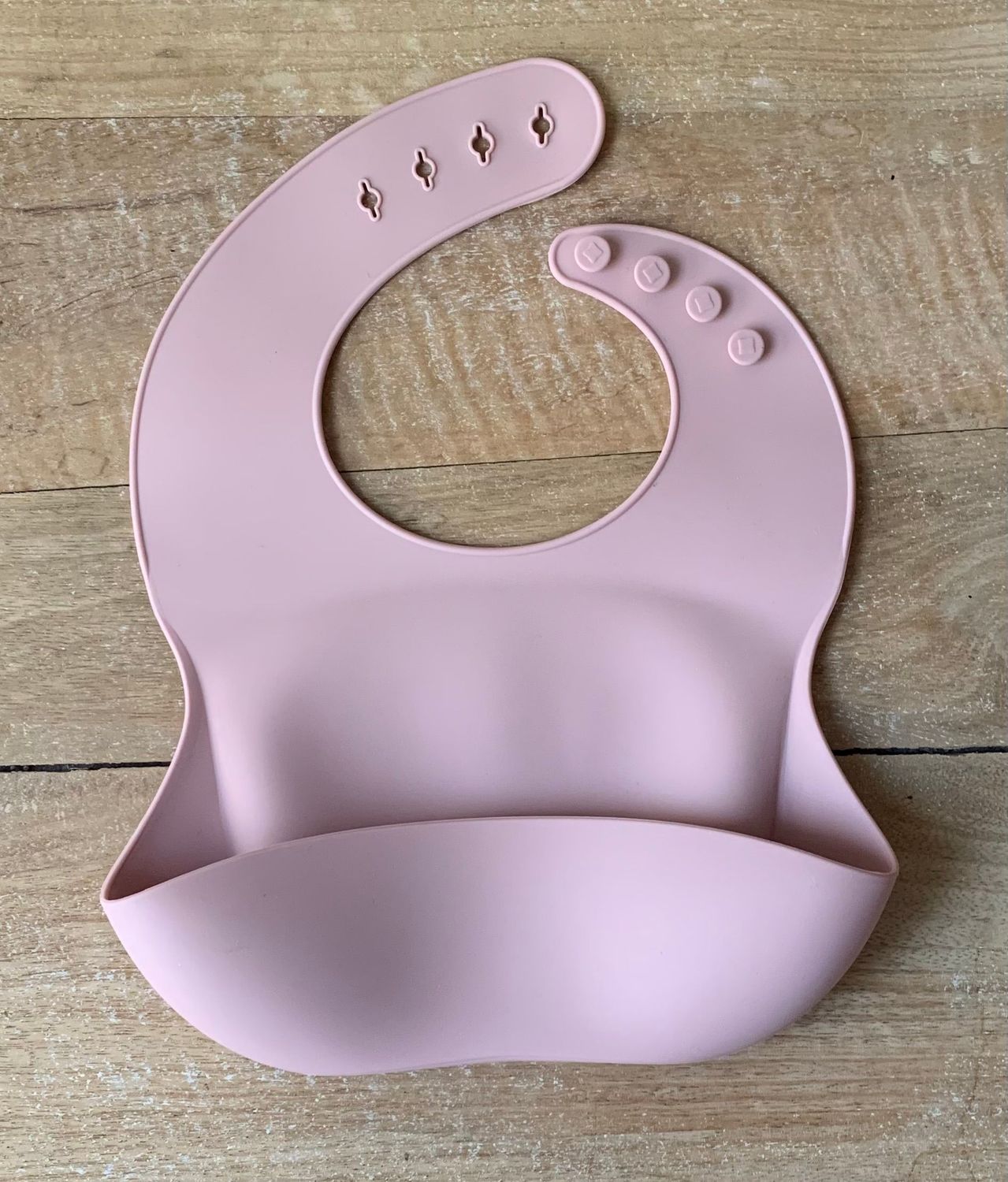 BABERO DE SILICONA ROSA