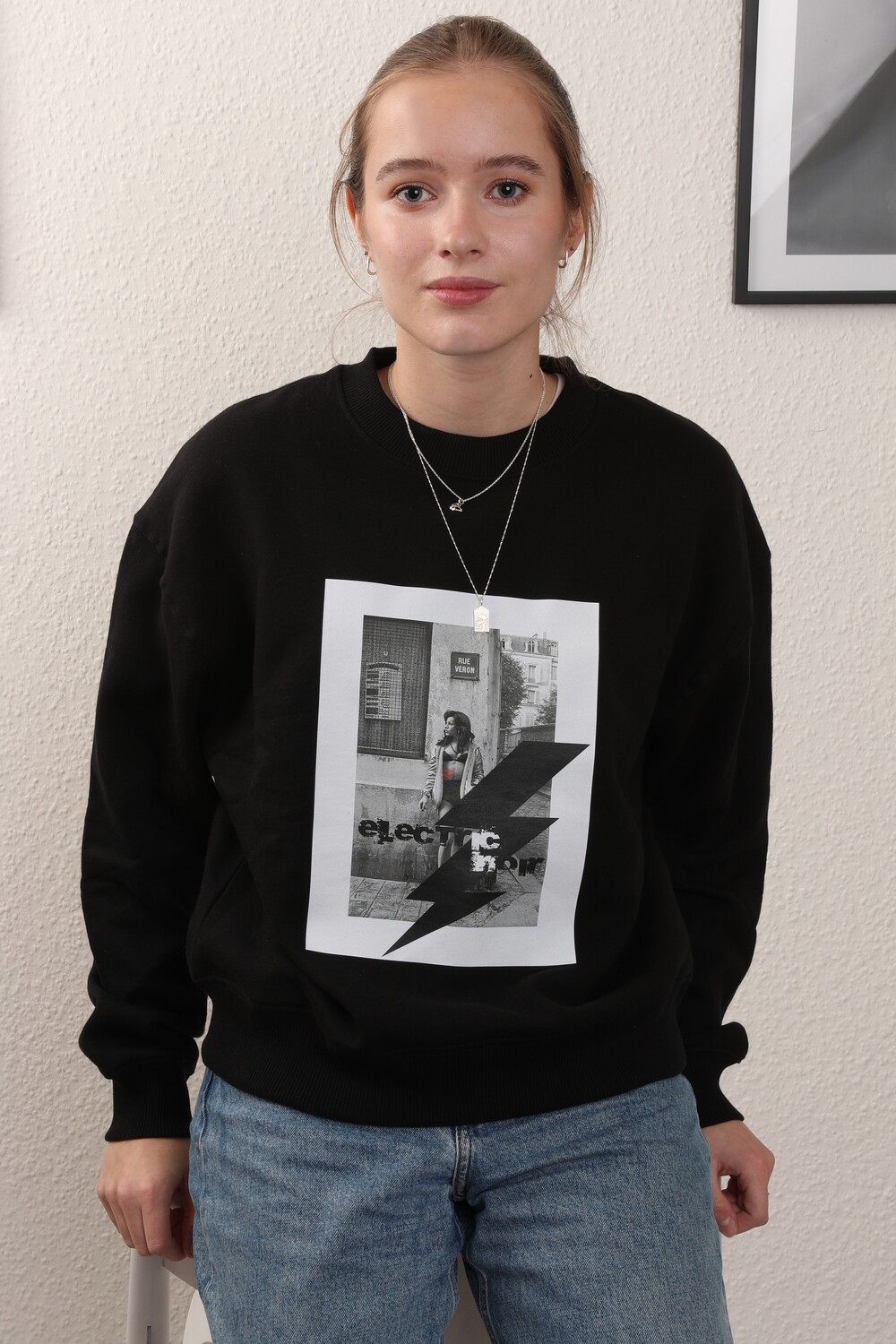 Electric Noir Sweater RUE