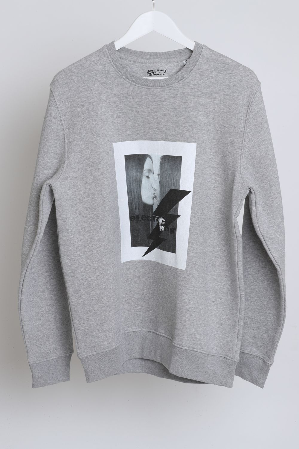 Electric Noir Sweater KISS