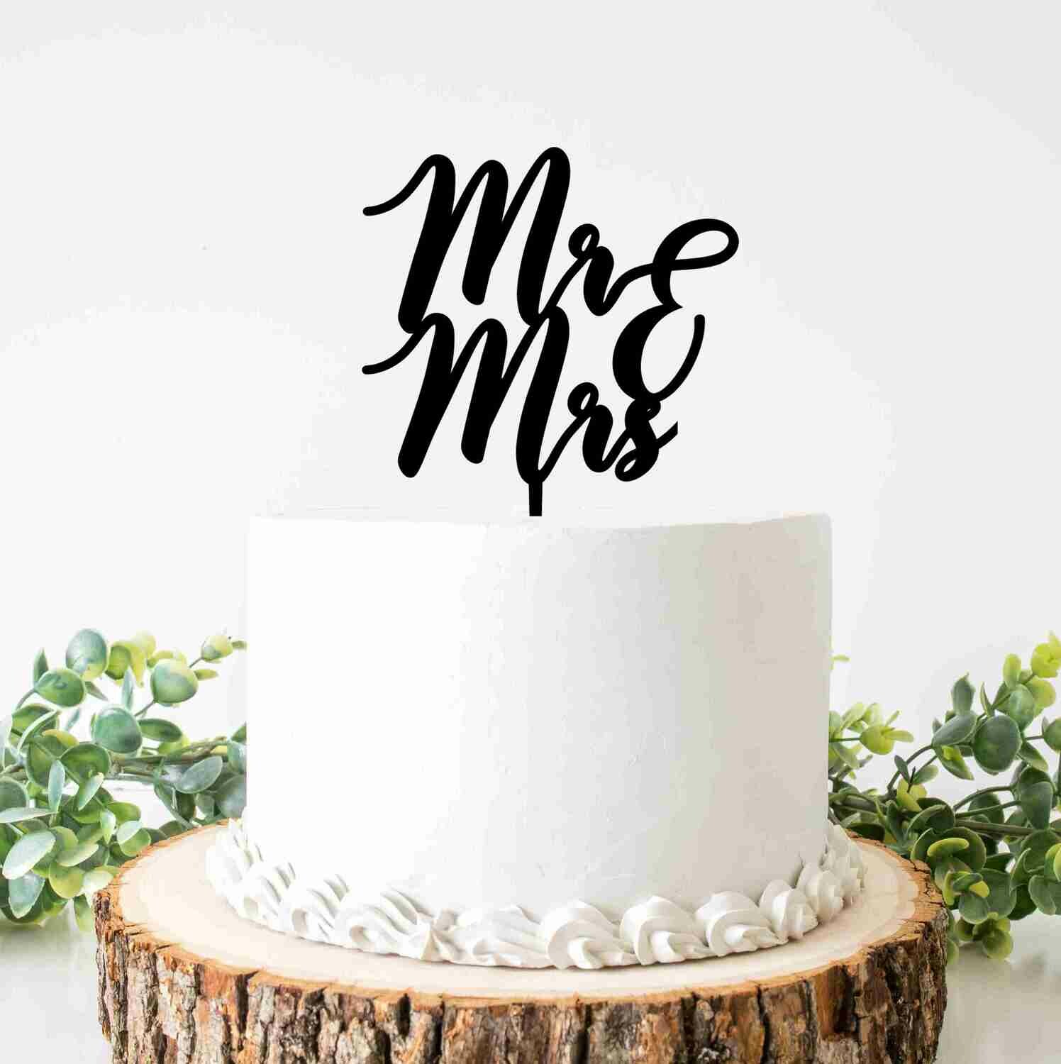 Mr & Mrs cake topper