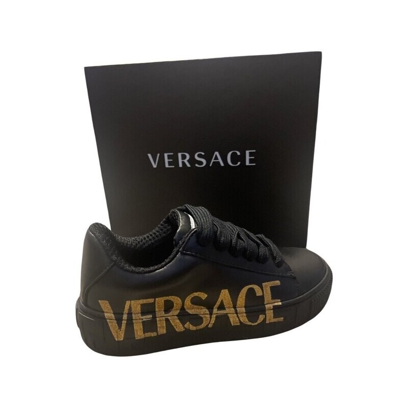 Versace Kids Greca Low Top Sneakers Versace Kids Greca Low Top Sneakers
