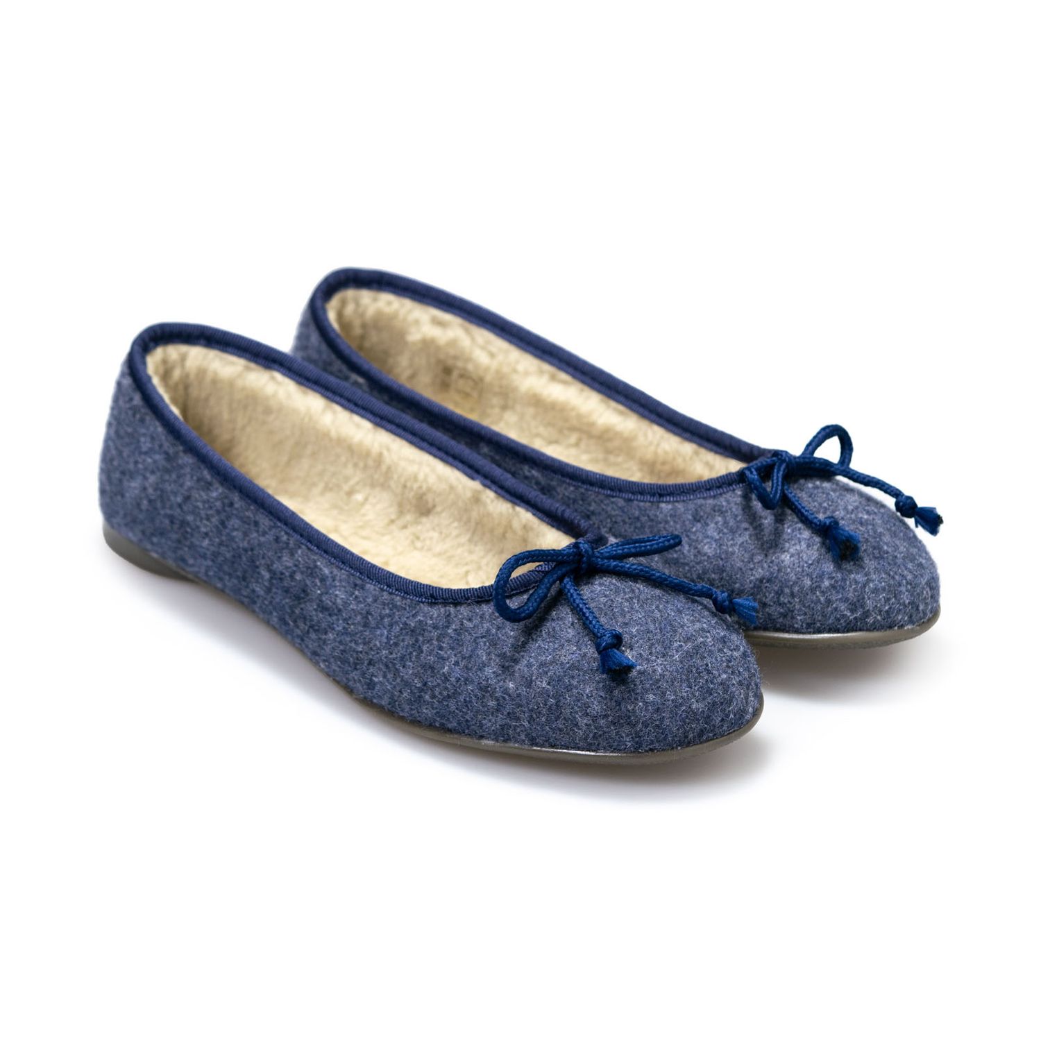 Fieltro marino. Reciclado. Bailarinas zapatillas casa