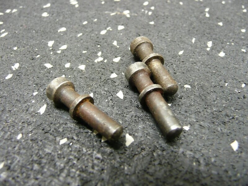 German Model 98 Floorplate catch