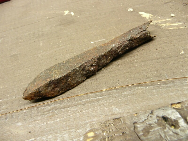 Medieval Iron Arrow Tip - z237