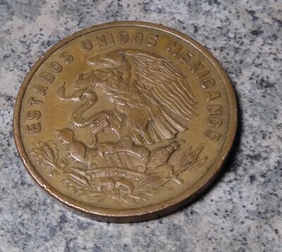 Mexico, 1967, 20 Centavos