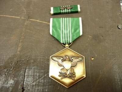 Army Commendation Medal w/ 2 Oak Leaf Clusters, Ribbon, & Pin