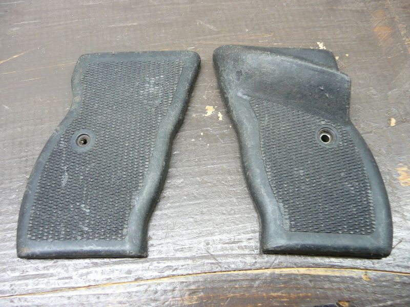 Grip Panels, Set, Romanian Model 1974, Cal 7.65mm