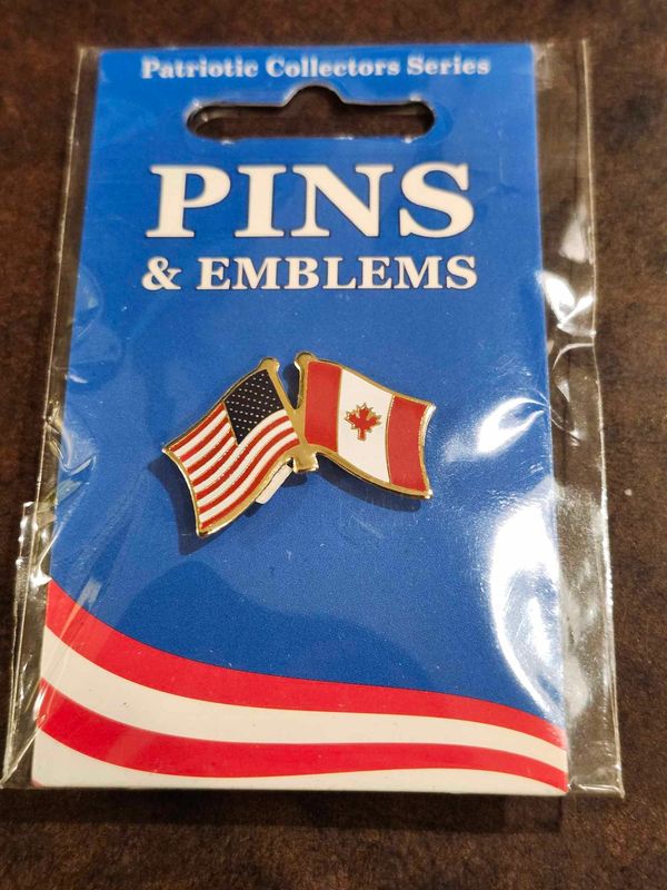 Crossed Flags USA & Canada Lapel Pin