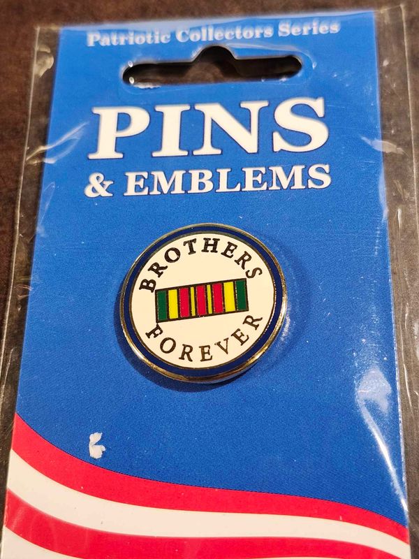 Vietnam Veteran "Brothers Forever" Lapel Pin