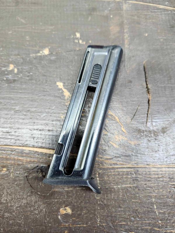 Bersa 644, Early Grip Release, No mag safety type