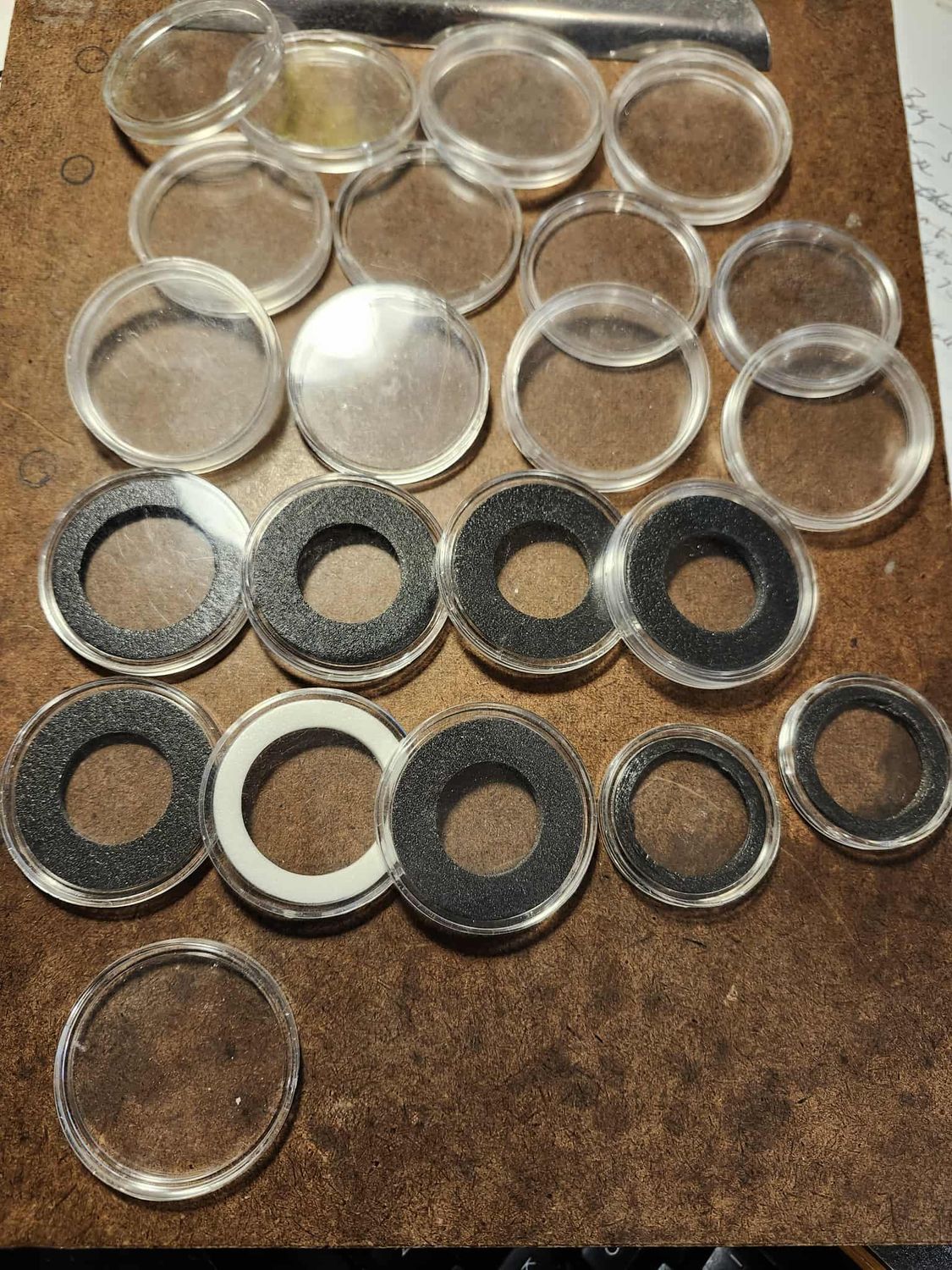 Coin Display Capsules, 22 Count