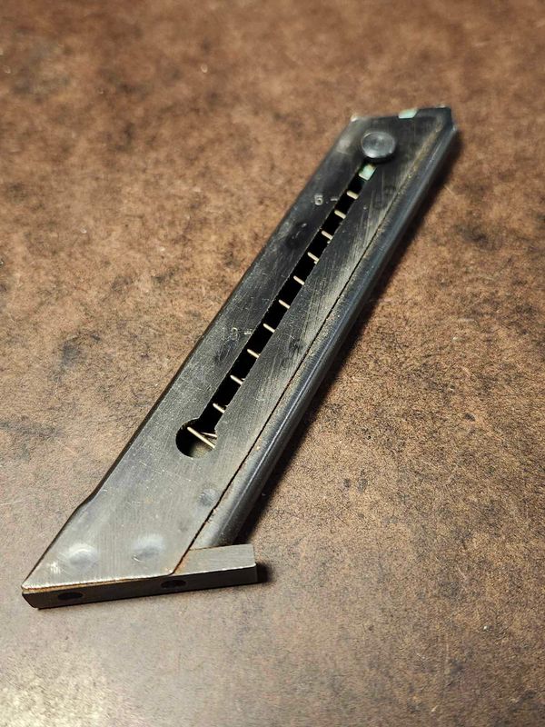 Hi-Standard .22LR Military Pistol 10rd Magazine, Vintage original mag