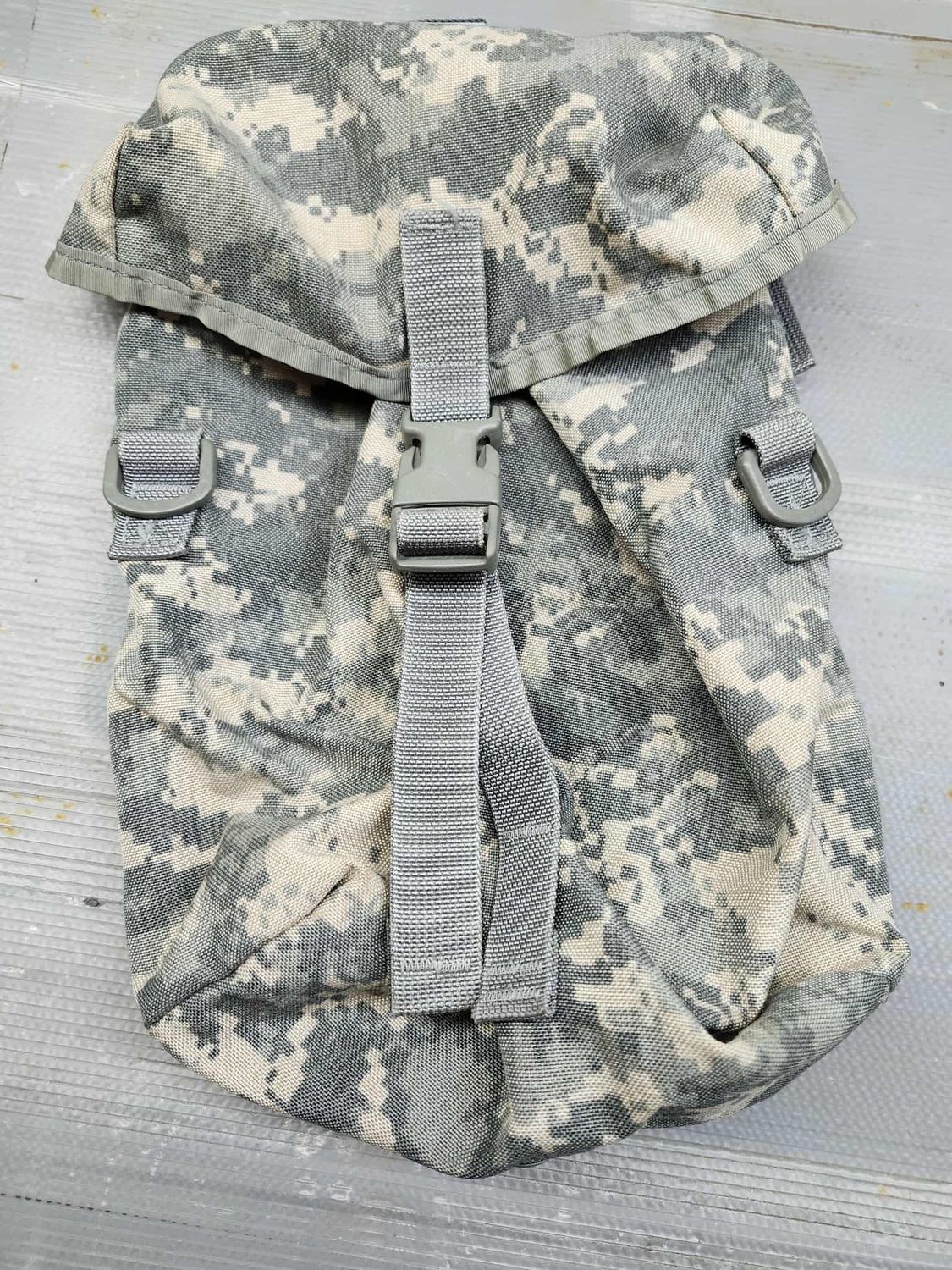 ​US MOLLE-II Sustainment Pouch