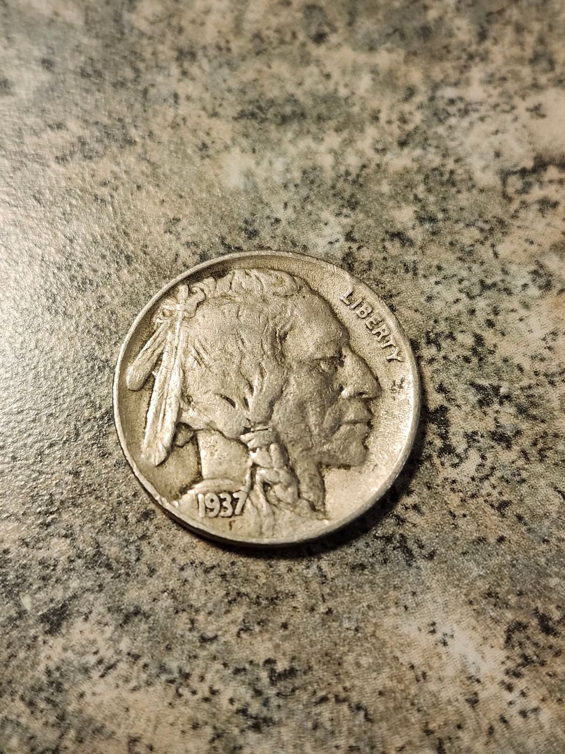 US 1937-D 5 Cents "Buffalo Nickel"