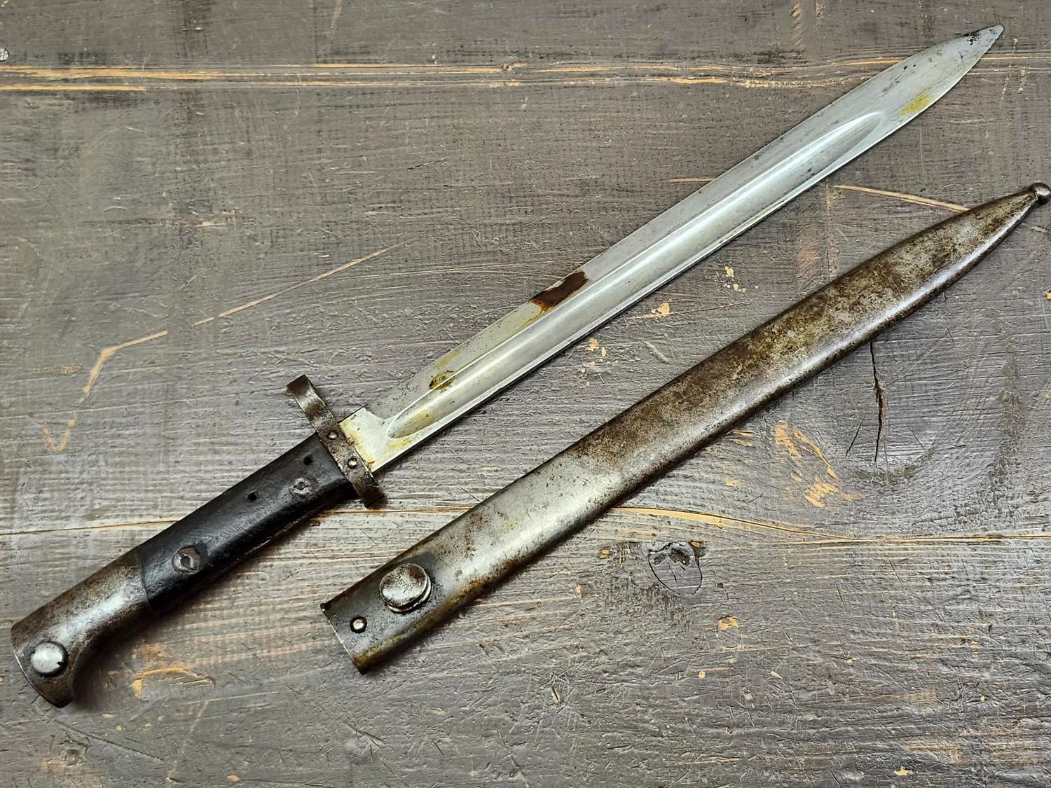 Czech vz-24 bayonet & scabbard