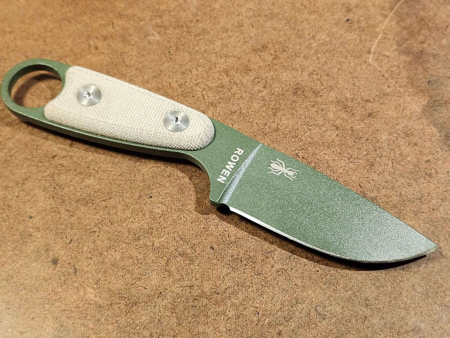 Izula Fixed blade knife w/Micarta handles, Green finish