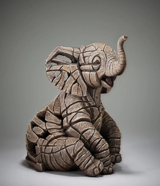 EN 6008137 Edges Elephant Calf