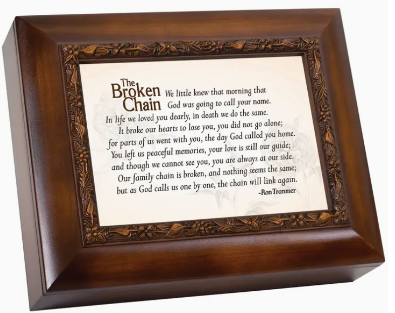 CG UN2 Chain Urn