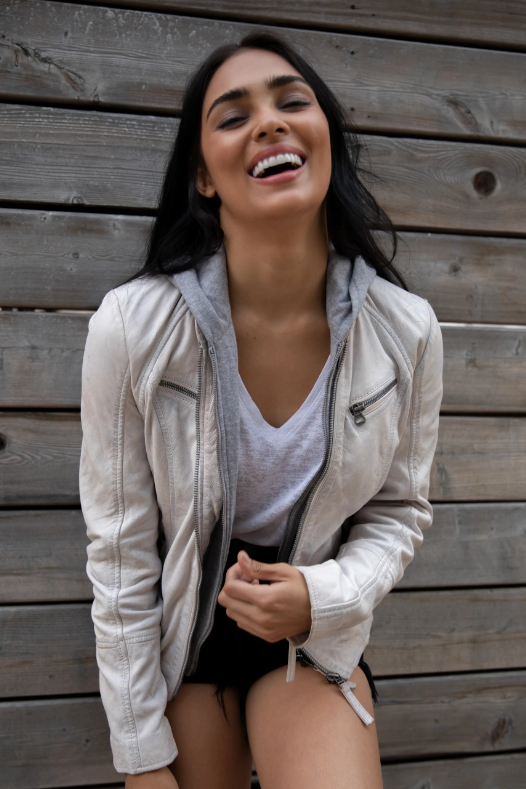 Nola - Hooded White