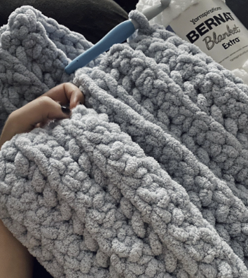 Bernat Blanket Extra