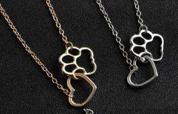 Dog Paw Heart Interlock