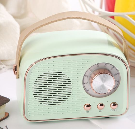 Retro Mini Speaker