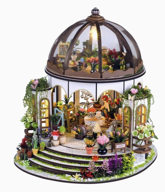 DIY Greenhouse Oasis